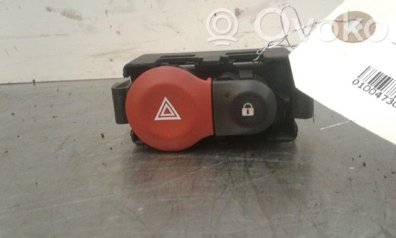 Hazard light switch   8200214896A,252103766R,252100991R,252103766R,8200214895,8200214896,8200214896A,8200409382,8200463813,8200523299