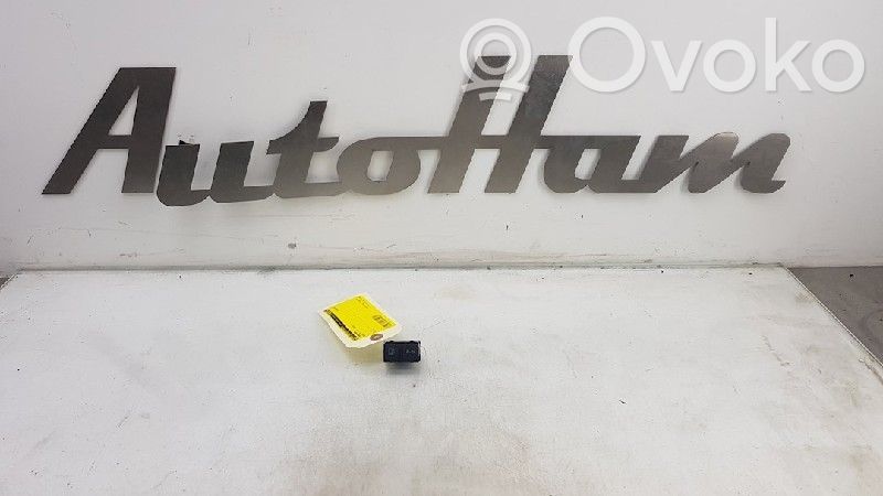 Audi TT TTS Mk2 Alte comutatoare/butoane 