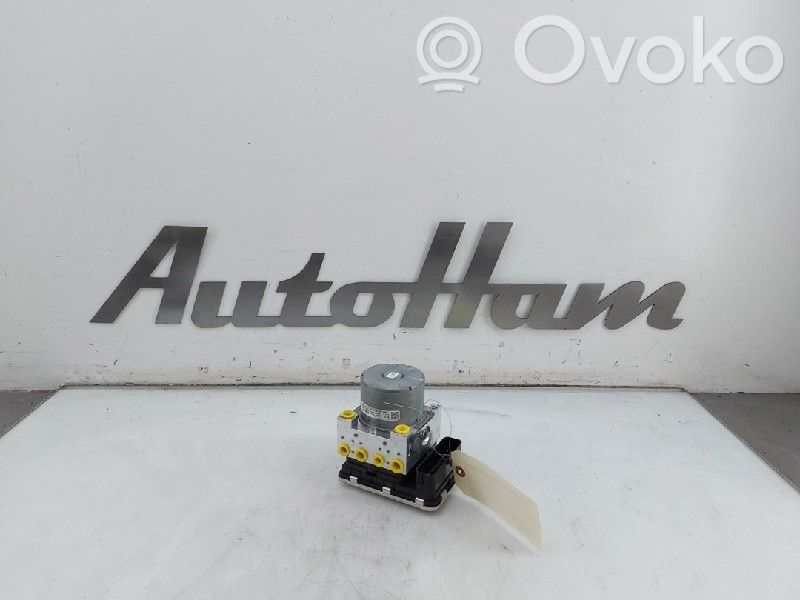 Volkswagen Golf VII Bomba de ABS 
