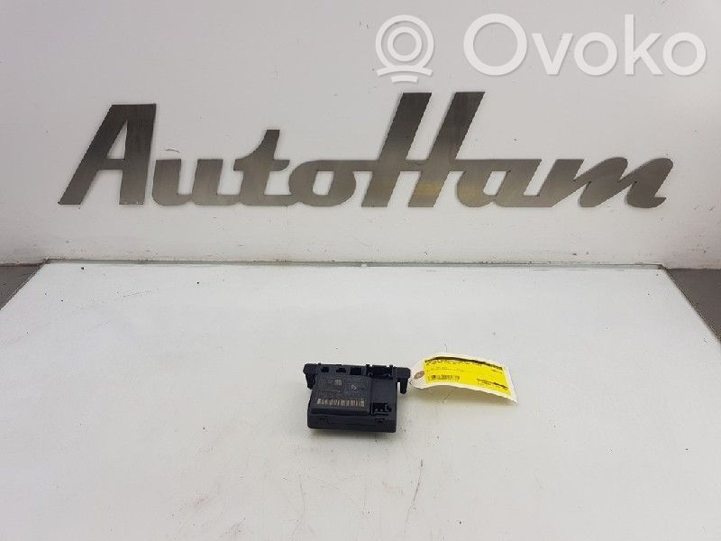 Volkswagen Crafter Door central lock control unit/module 