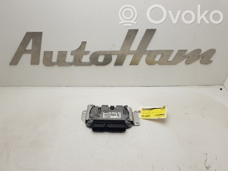 Peugeot 107 Engine control unit/module 