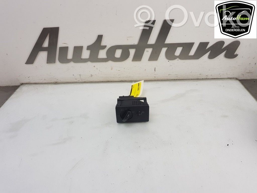 Ford Focus Light switch 