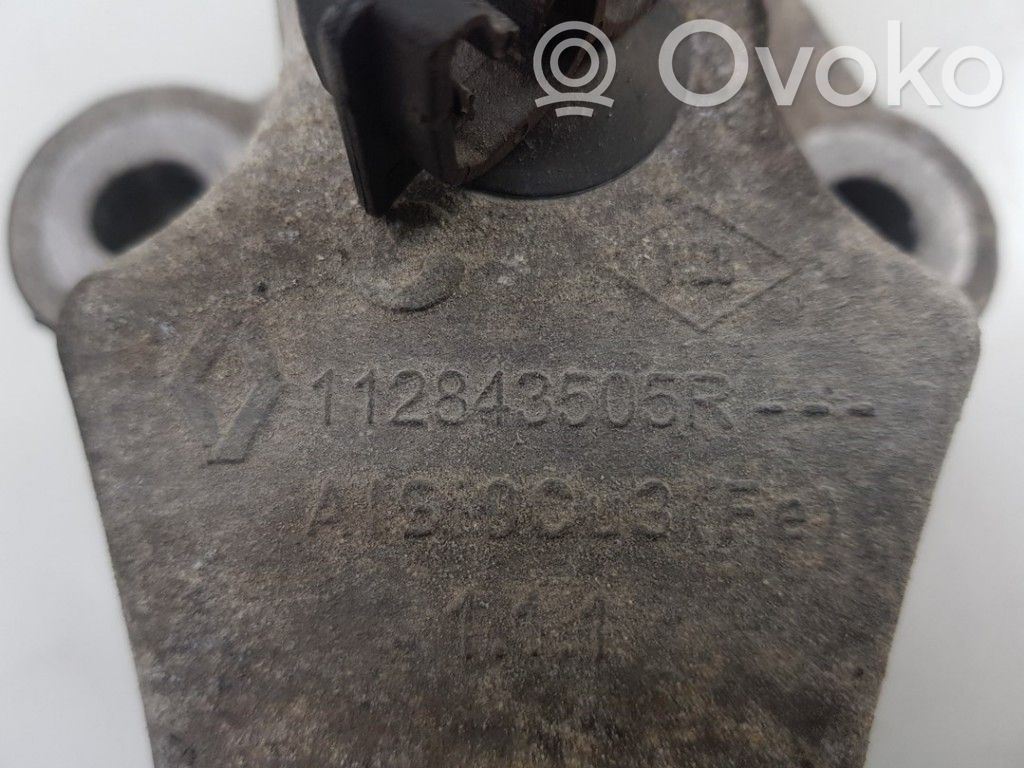 Renault Clio IV Engine mount bracket 