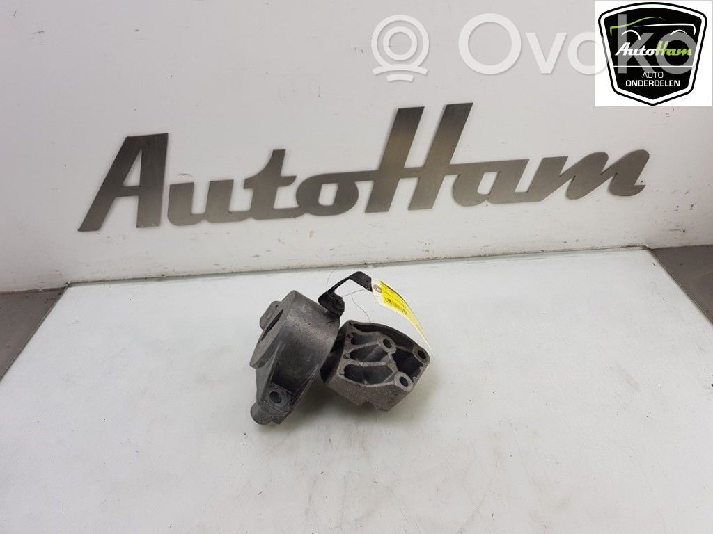 Fiat Doblo Engine mount bracket 