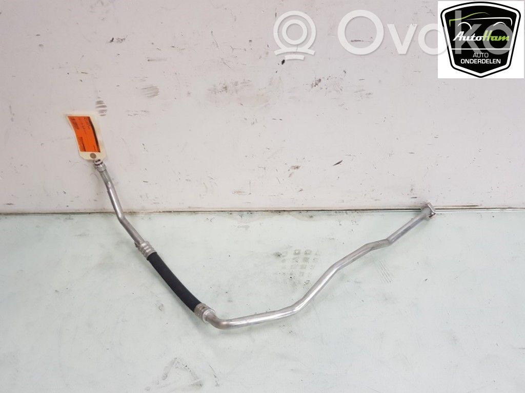 BMW 2 F46 Conductă/furtun aer condiționat (A/C) 