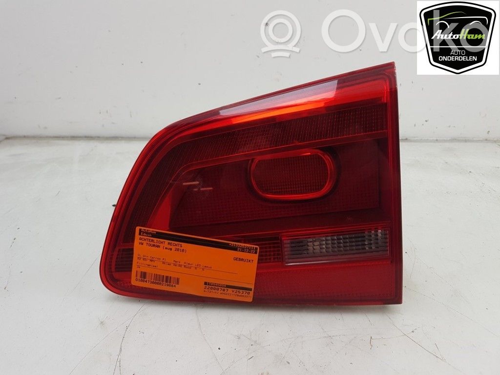 Volkswagen Touran II Lampă spate în caroserie 