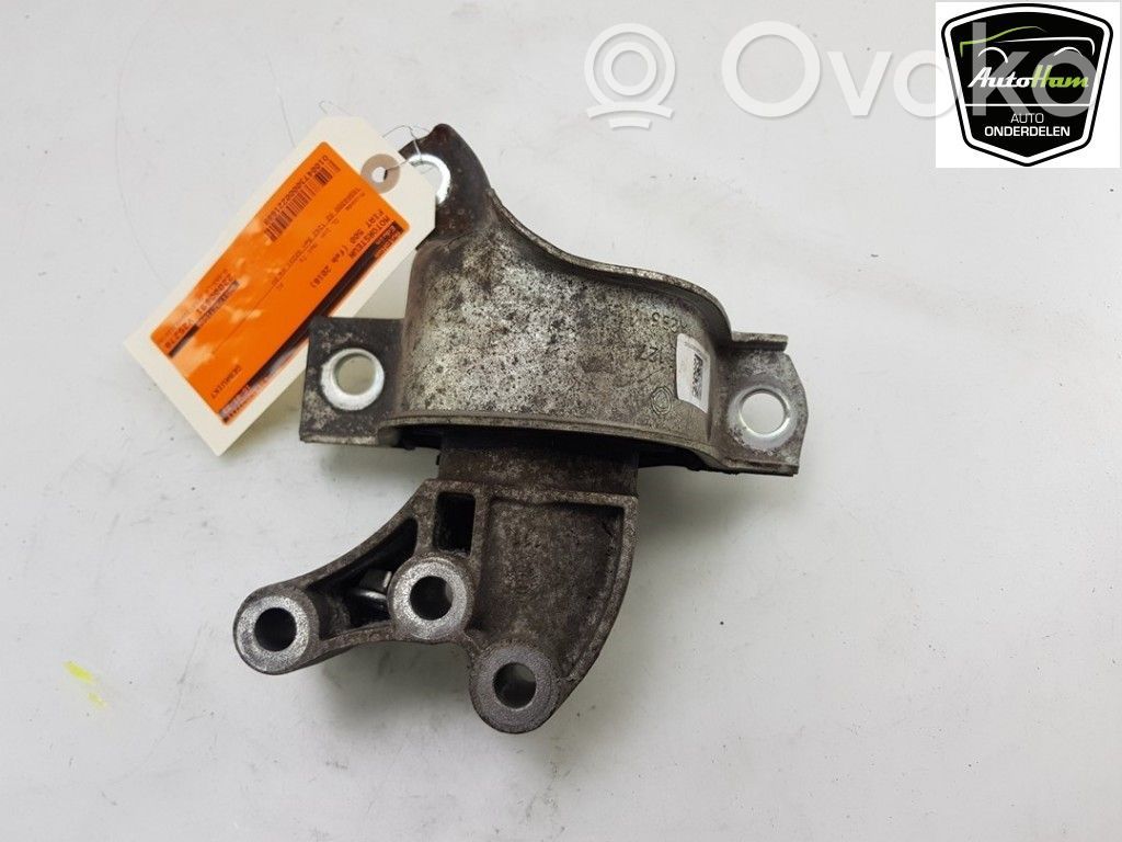 Fiat 500 Engine mount bracket 