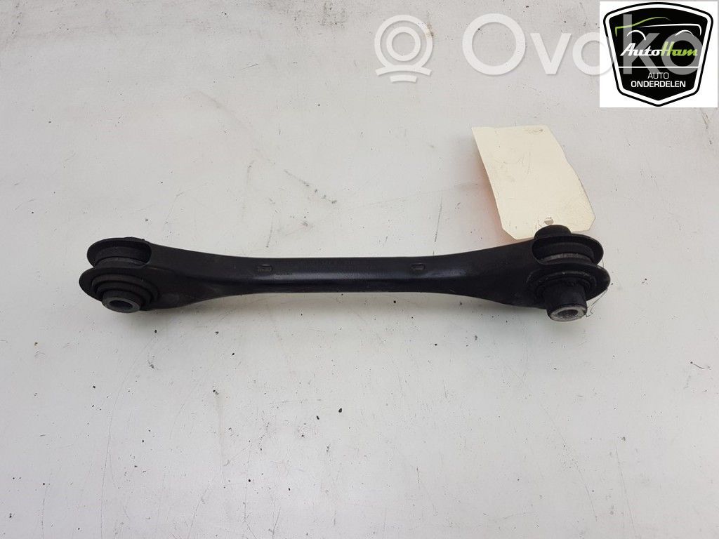 Volkswagen Golf VIII Braccio di controllo sospensione posteriore