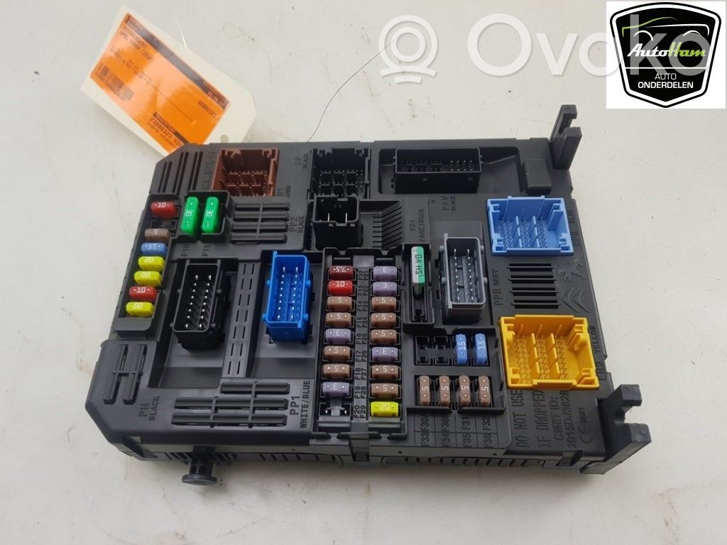 Opel Corsa F Fuse box set 
