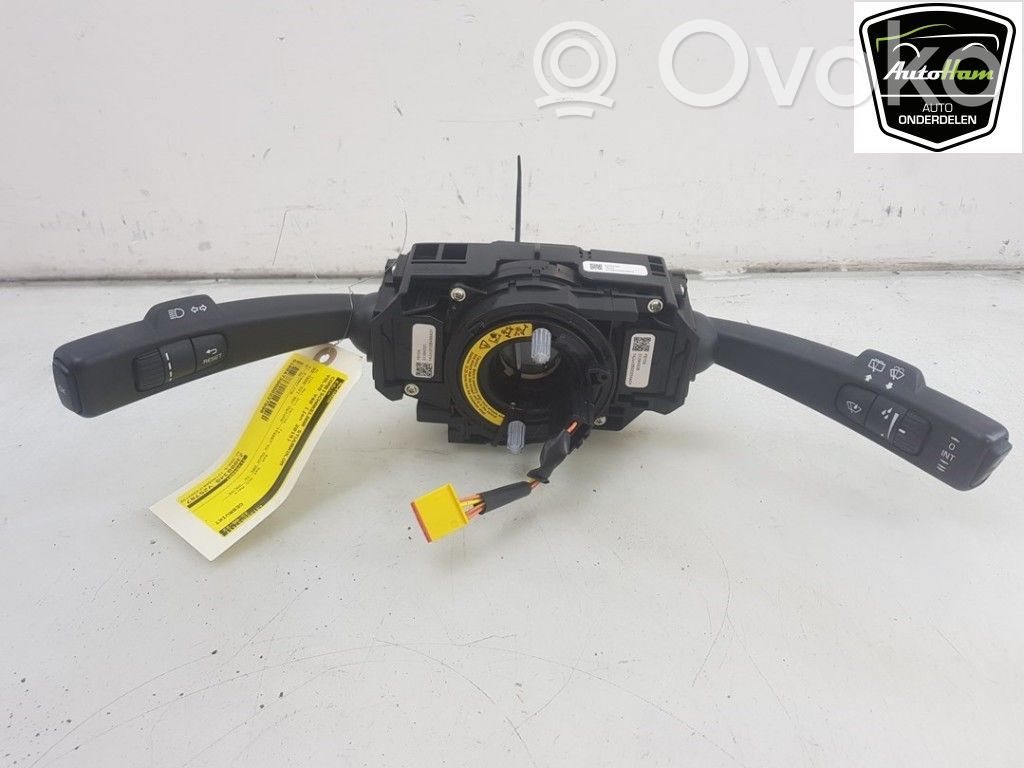 Volvo V40 Boutons / interrupteurs volant 