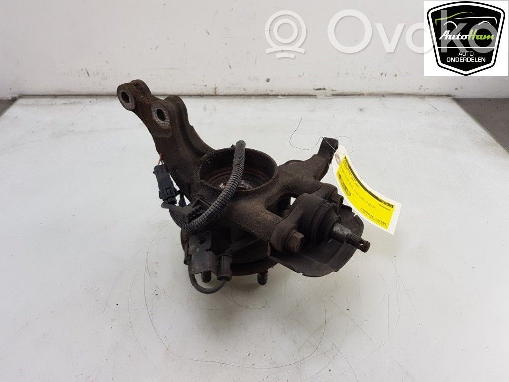 Hyundai i30 Front wheel hub spindle knuckle 