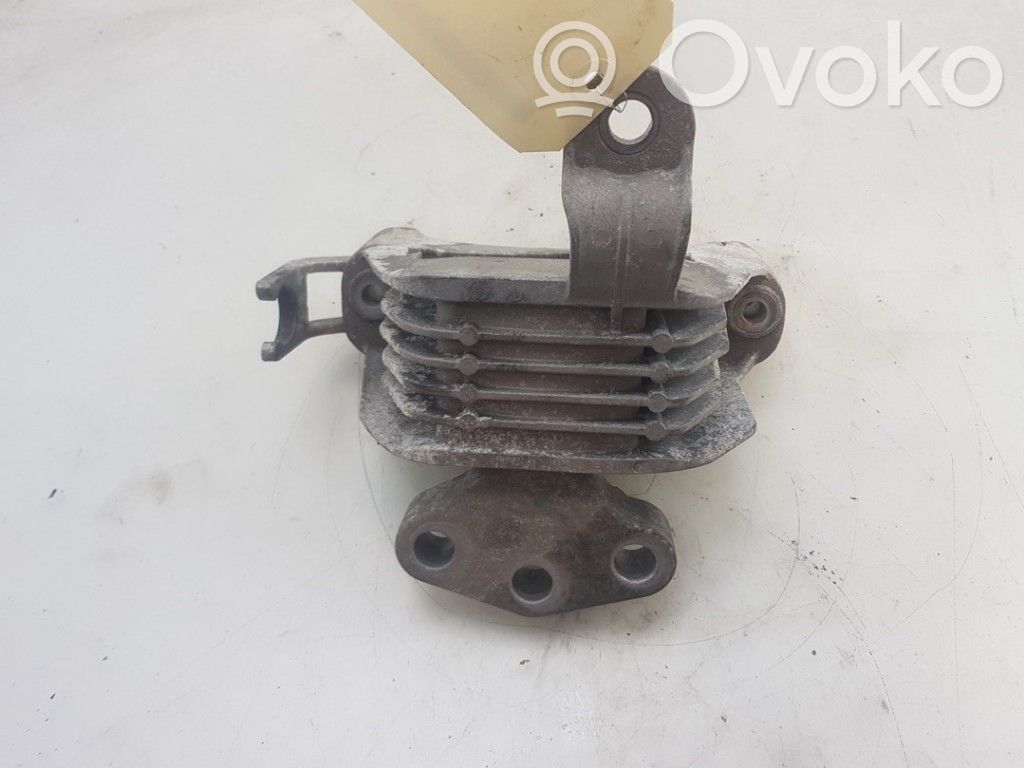 Opel Zafira C Engine mount bracket 