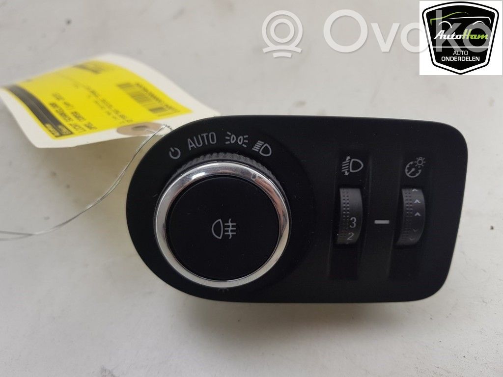 Light switch   13470444,13470444