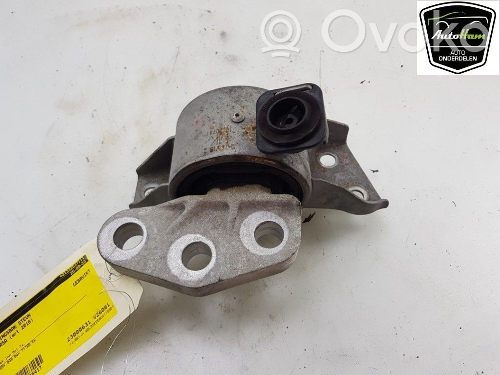 Opel Corsa E Halterung Lager Getriebe 