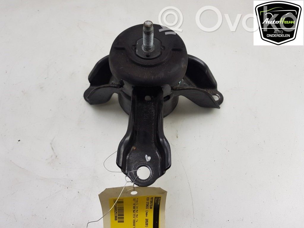 KIA Stonic Engine mount bracket 