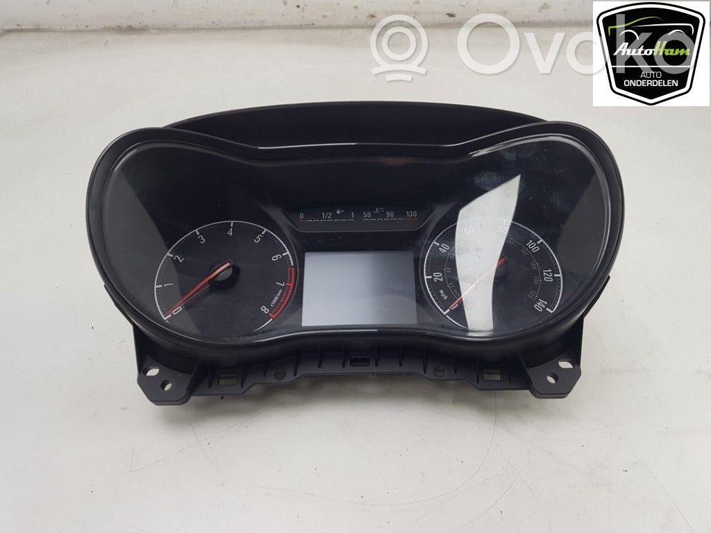 Opel Corsa E Speedometer (instrument cluster) 