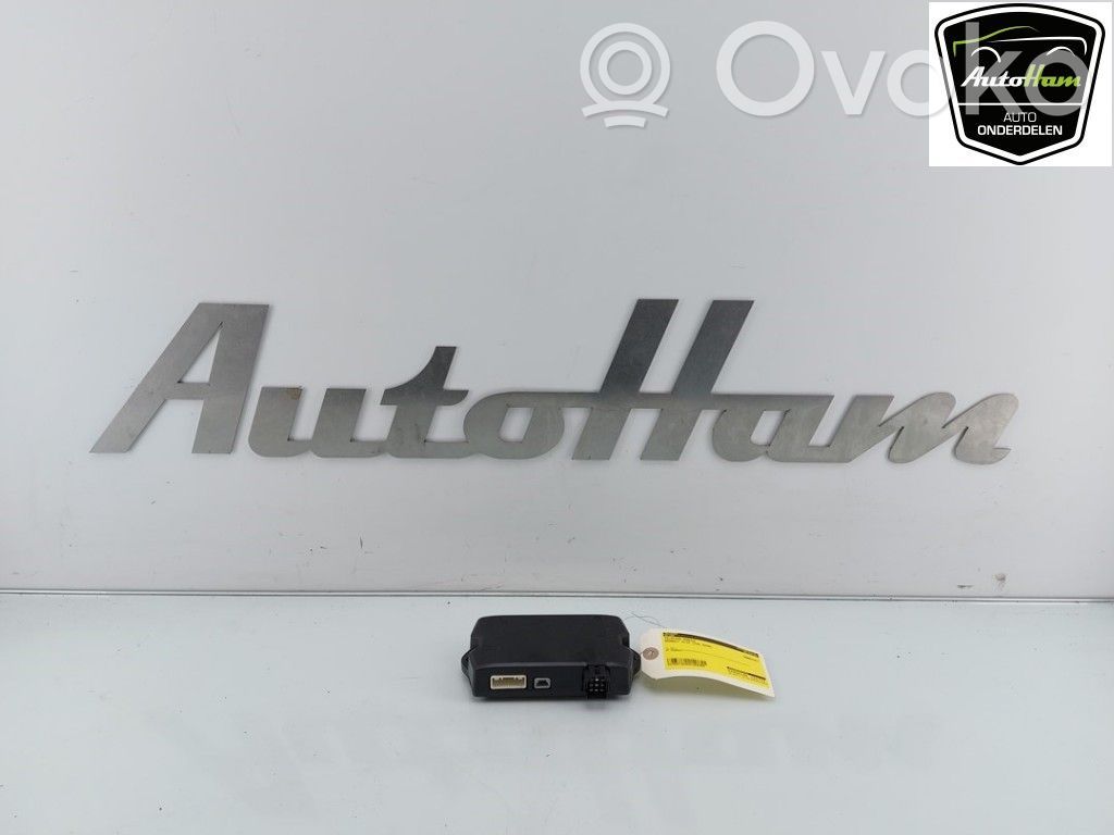 Renault Clio III Unidad de control/módulo del teléfono 