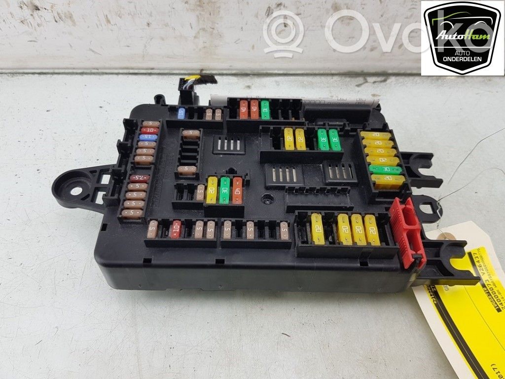 BMW 1 F20 F21 Saugiklių dėžė (komplektas) 