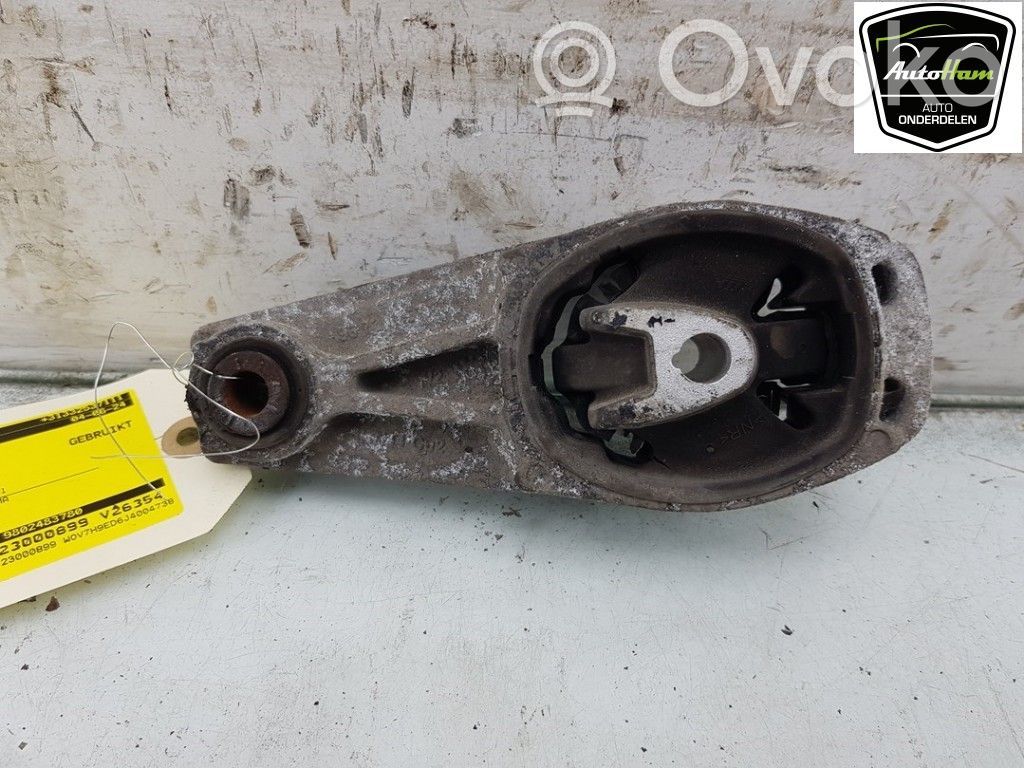 Opel Crossland X Gearbox mounting bracket 