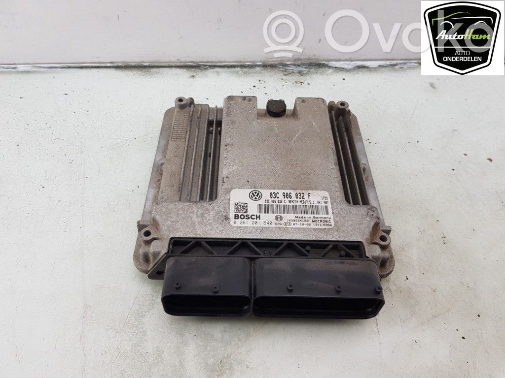 Engine control unit/module   03C906032F,0261201540,0261201540,03C906032F