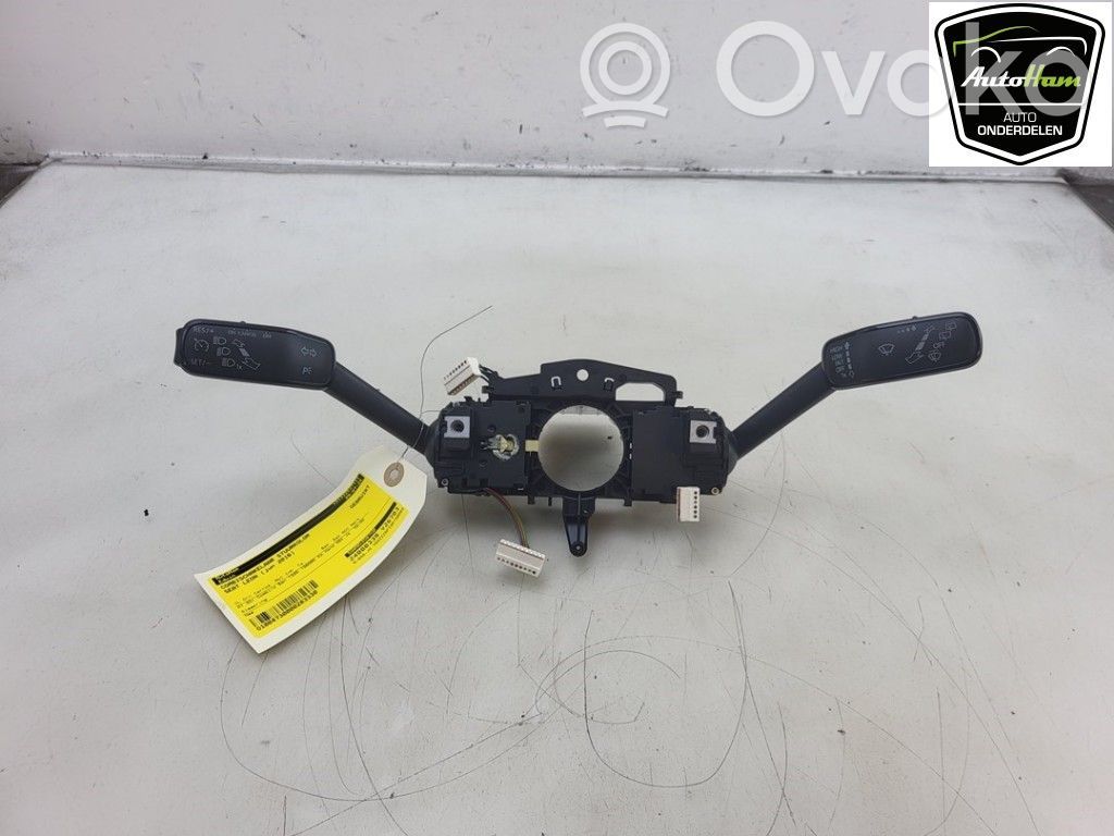 Seat Leon (5F) Interruptores/botones de la columna de dirección 