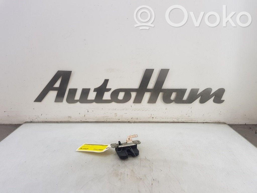 Seat Ibiza III (6L) Takaluukun/tavaratilan lukon vastakappale 