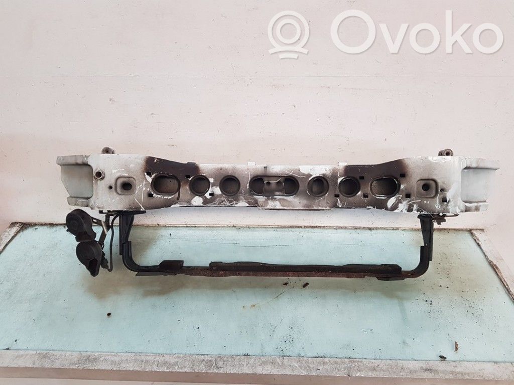 Ford C-MAX II Priekšpusē bampera sija / balka 