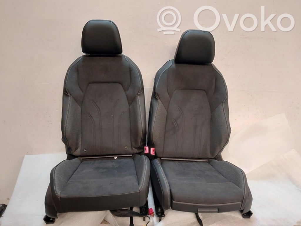 Set de interior   4K0881105K,4K0881105K,5H1867010QOJG,4K0881105K,5H0885175Q,5H1867009ANOJ,5H1867010QOJG
