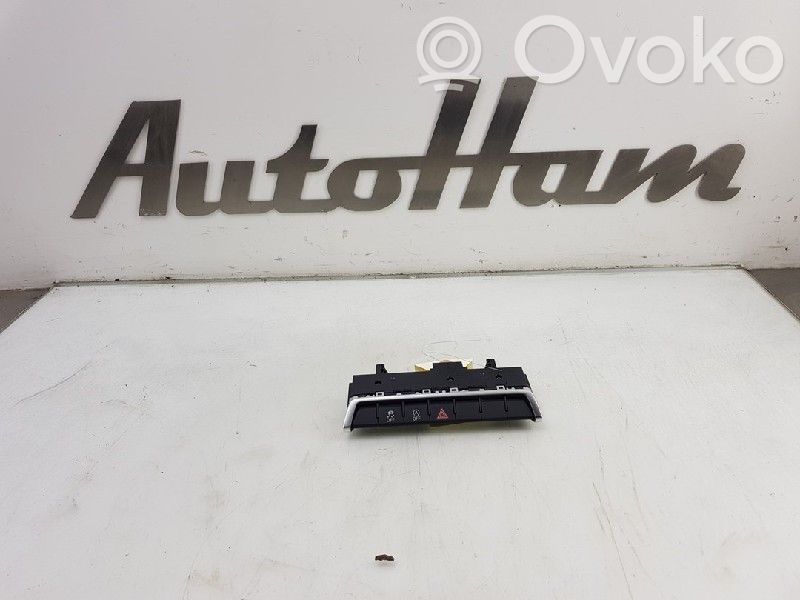Audi A3 8Y Botón interruptor de luz de peligro 
