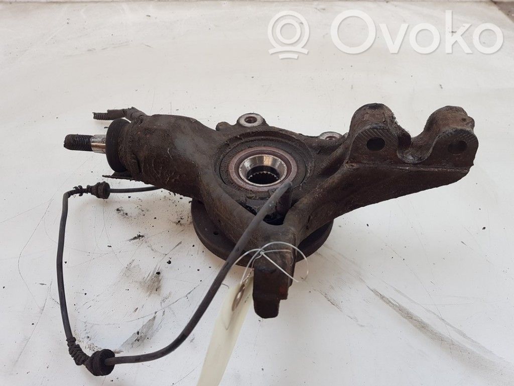 Peugeot 5008 Front wheel hub spindle knuckle 