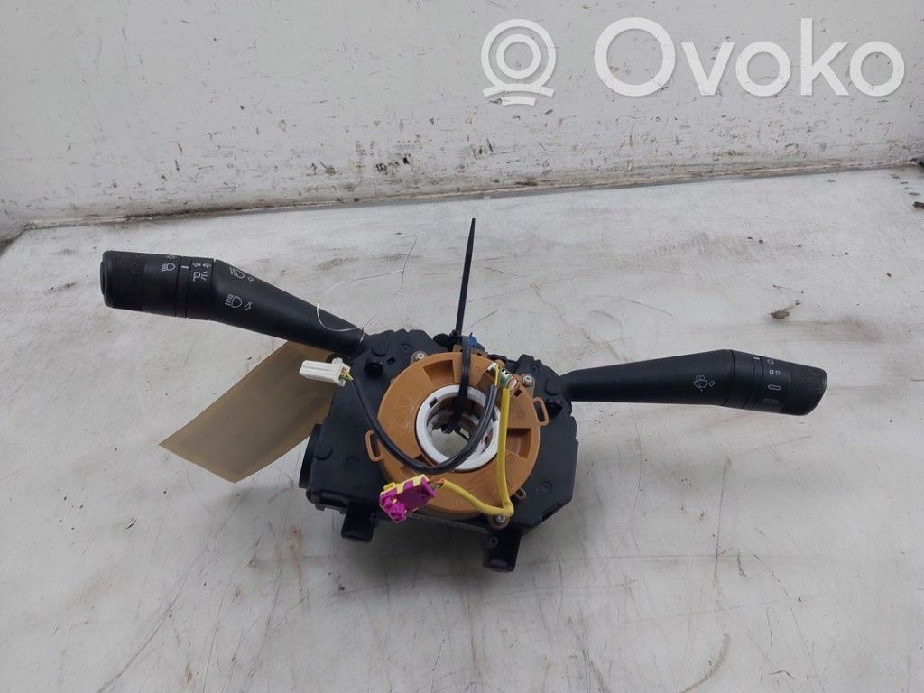 Fiat Fiorino Boutons / interrupteurs volant 