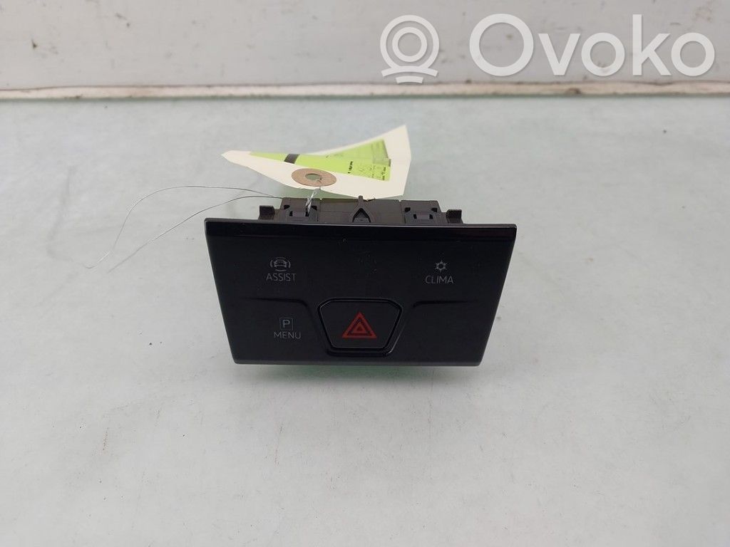 Volkswagen Golf VIII Interruttore luci di emergenza 