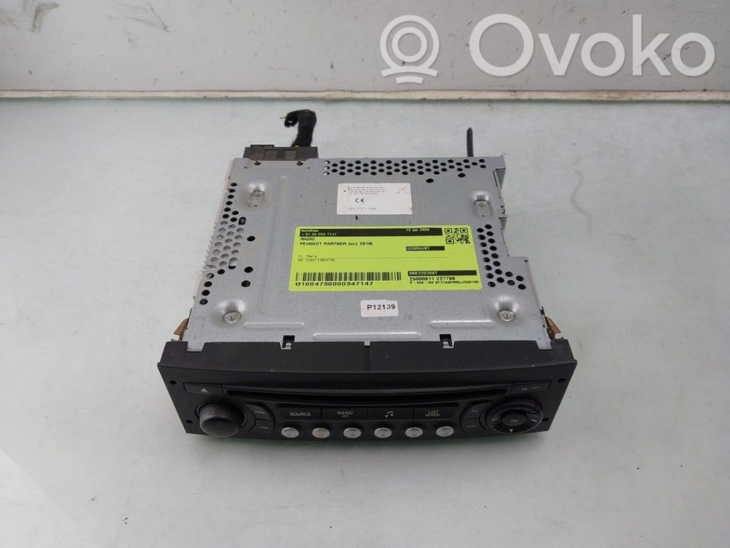 Peugeot Partner Panel / Radioodtwarzacz CD/DVD/GPS 