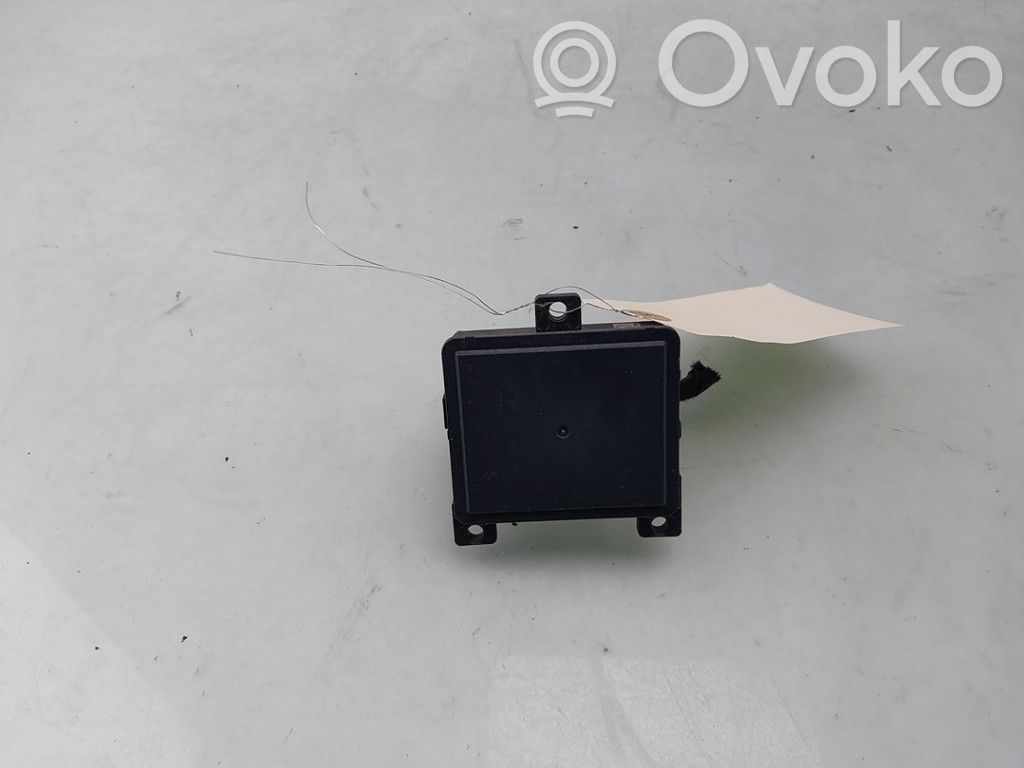 Volkswagen Golf VIII Sensore radar Distronic 