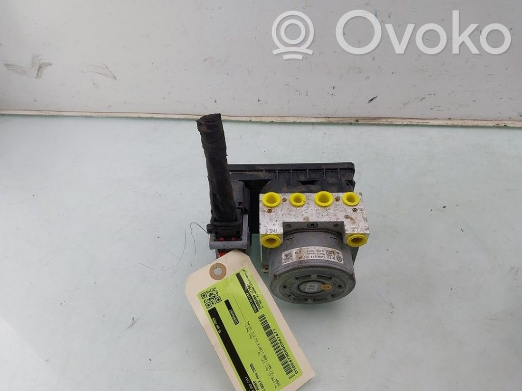 Volkswagen Golf VIII ABS bloks 
