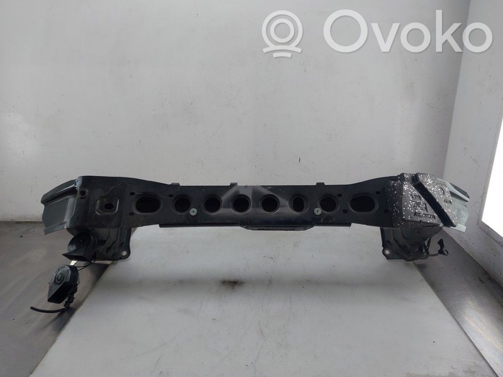 Ford Focus Priekšpusē bampera sija / balka 
