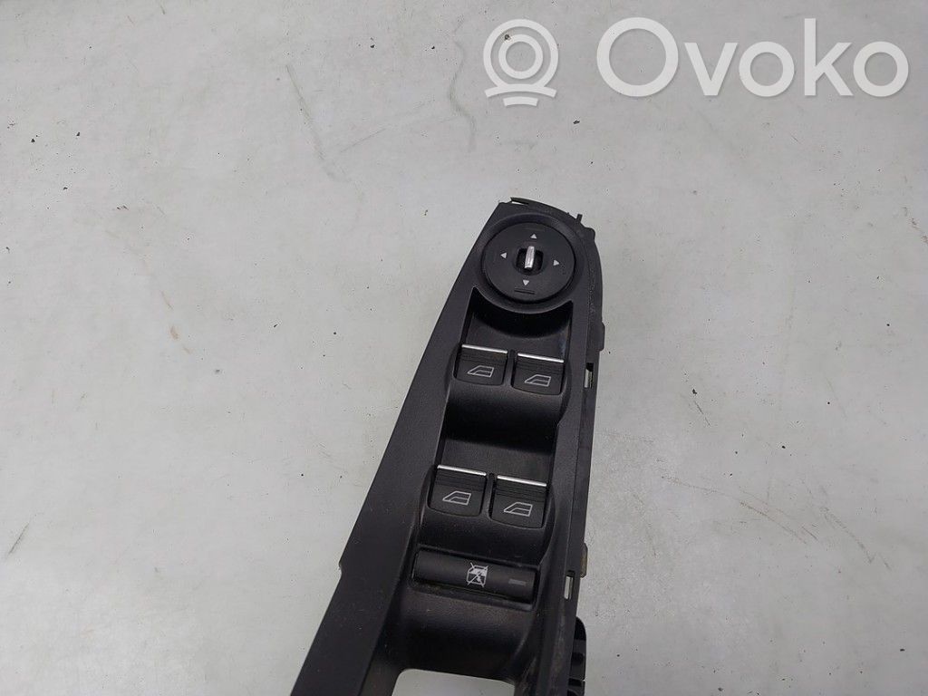 Ford Fiesta Electric window control switch 