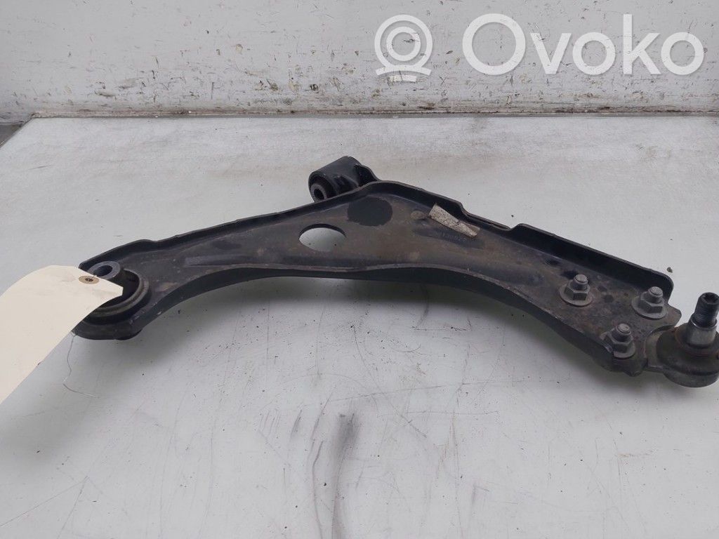 Toyota ProAce City Braccio di controllo sospensione anteriore 