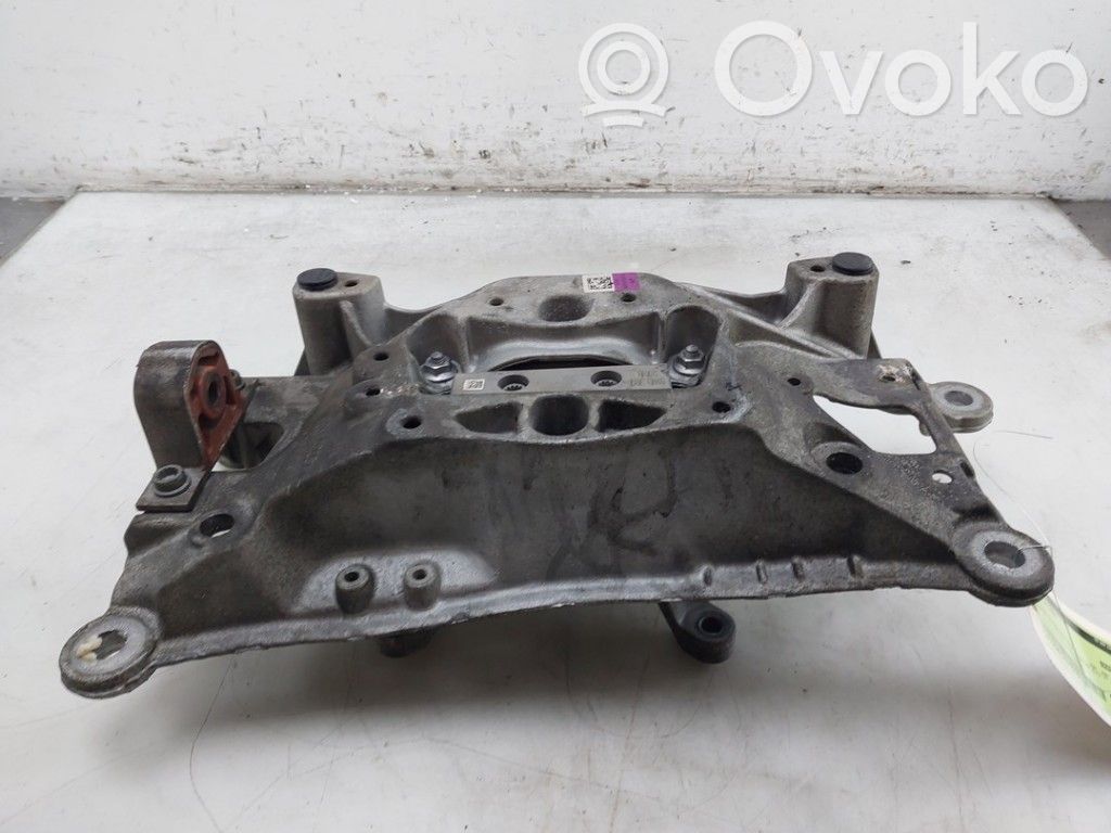 Audi A5 Supporto di montaggio scatola del cambio 