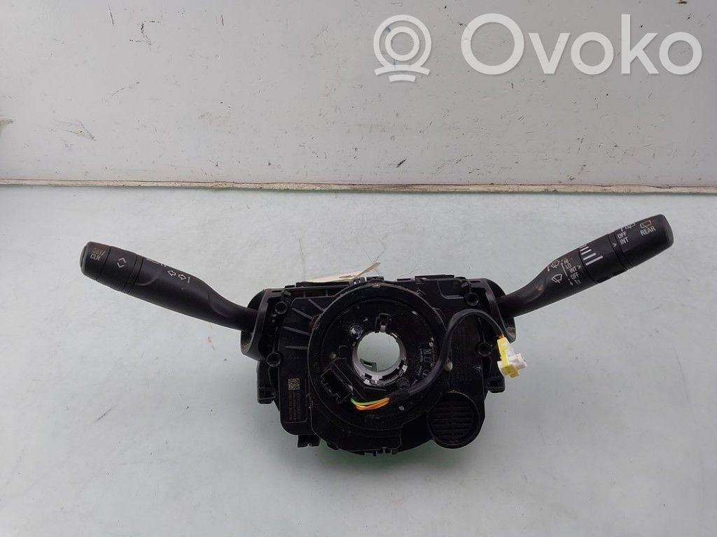 Opel Combo E Boutons / interrupteurs volant