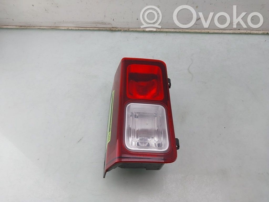Renault Trafic III (X82) Rear/tail lights 