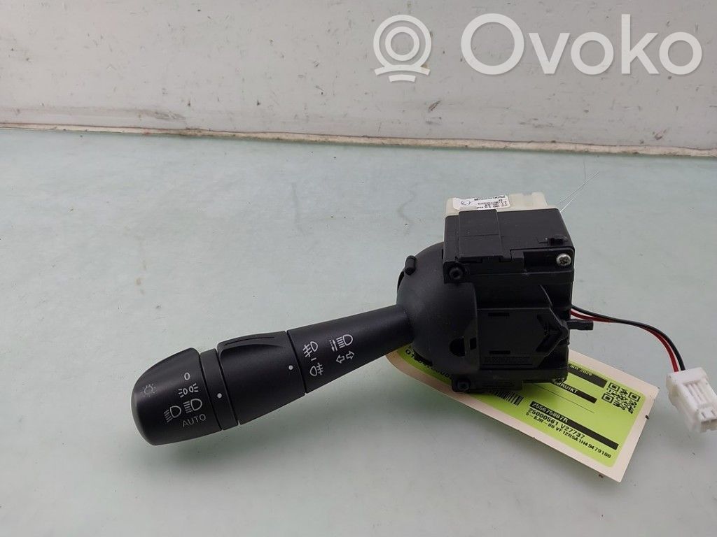 Renault Captur Indicator stalk 
