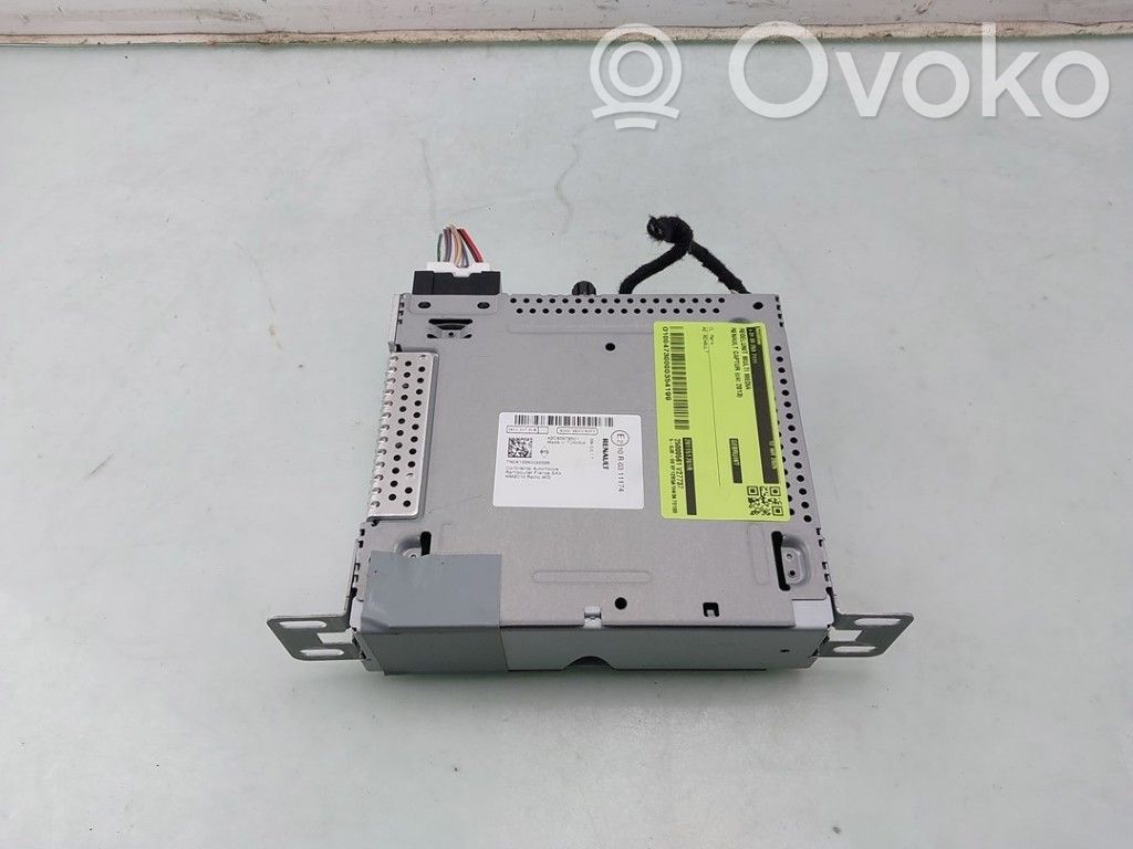 Renault Captur Panel radia 