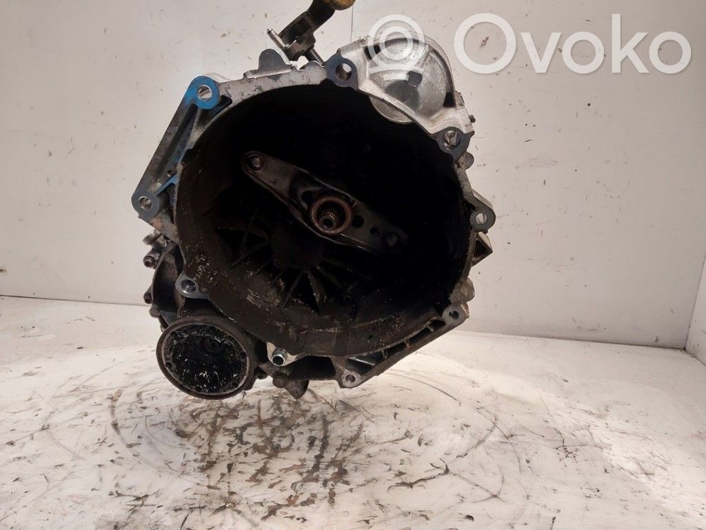 Volkswagen Golf VII Cutie viteze manuală cu 6 trepte 