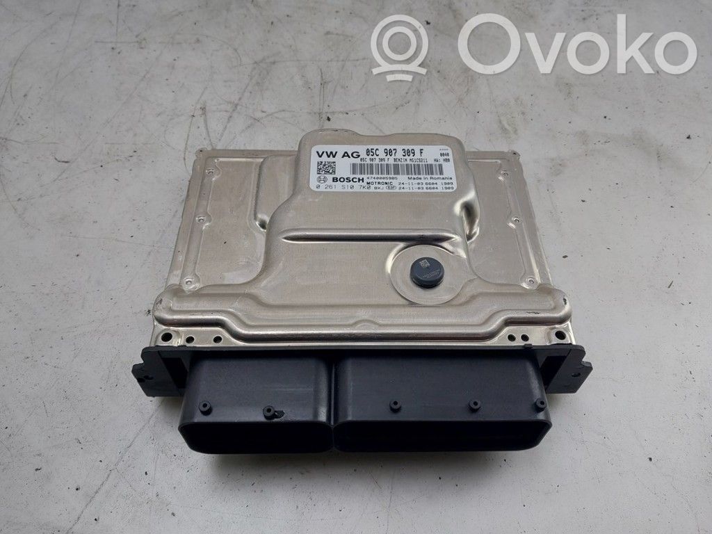 Volkswagen Polo VI Engine control unit/module 