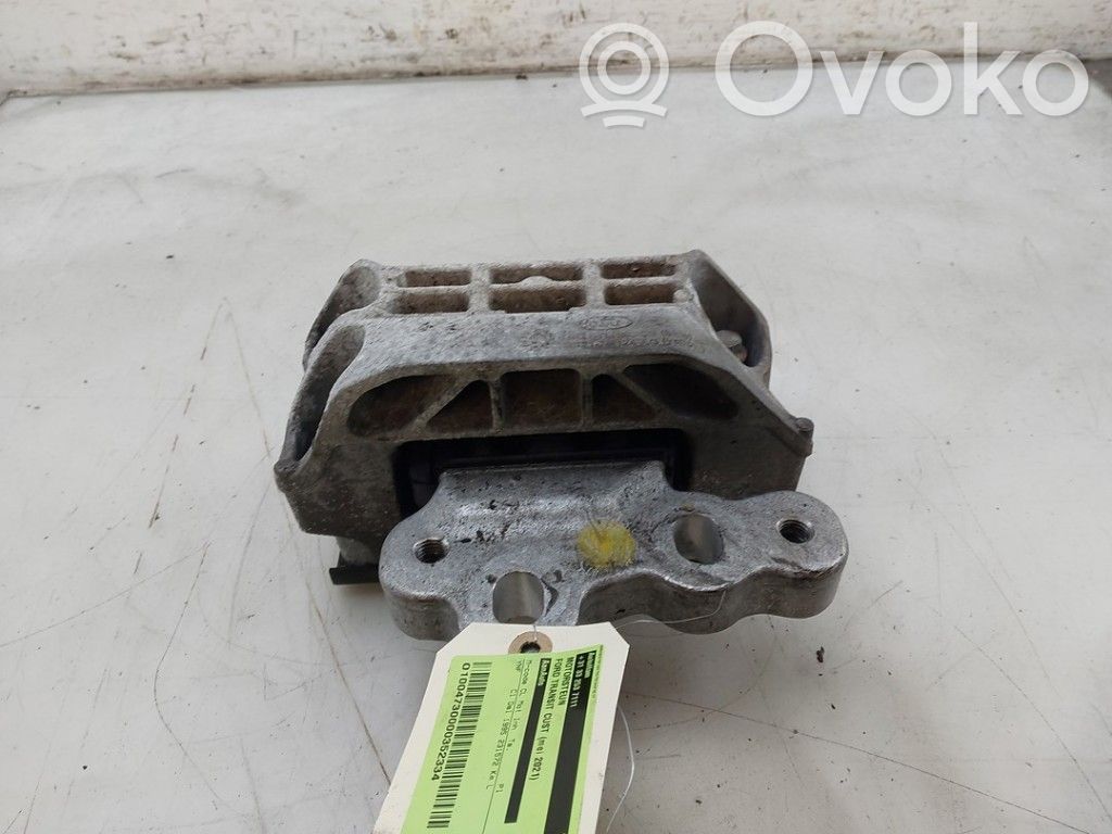 Ford Transit Custom Engine mount bracket 