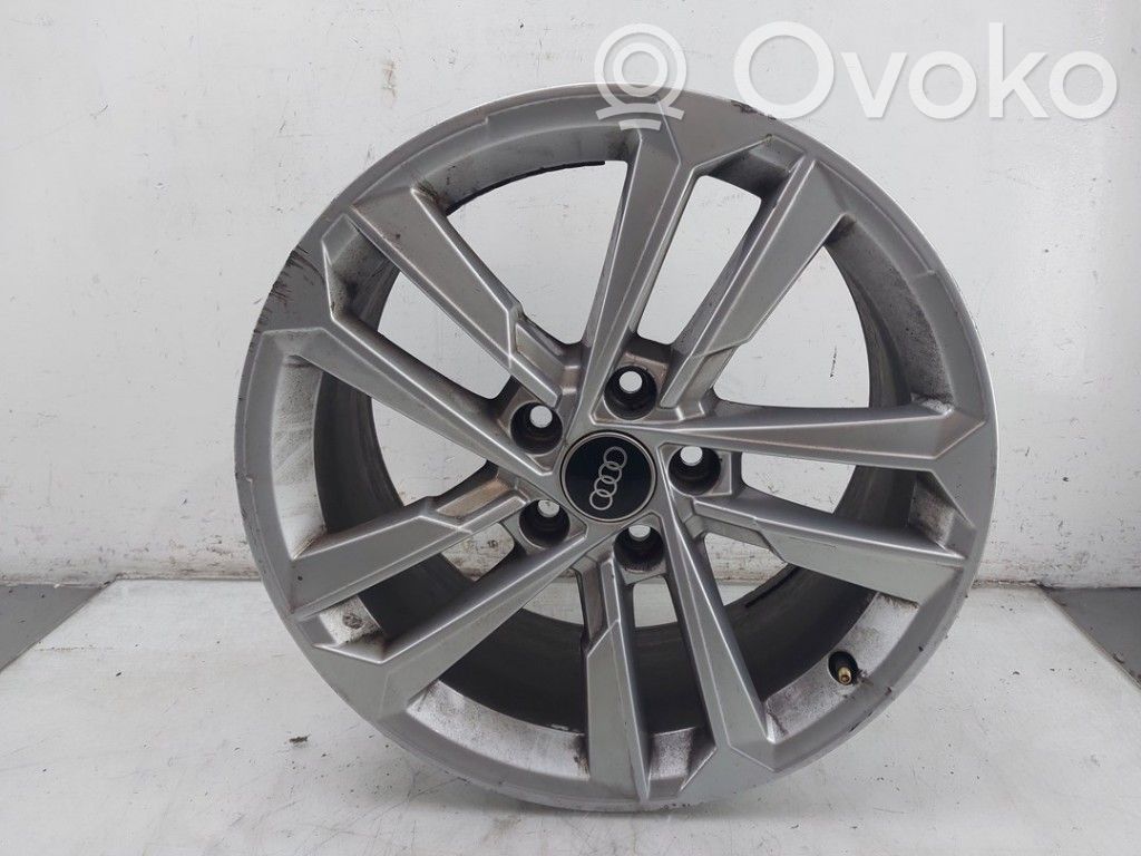 Audi A3 8Y R17-alumiinivanne 