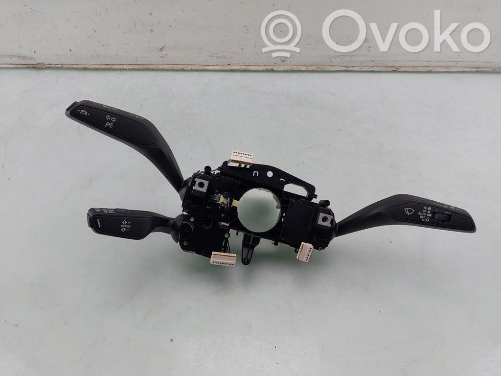 Audi A3 8Y Boutons / interrupteurs volant 