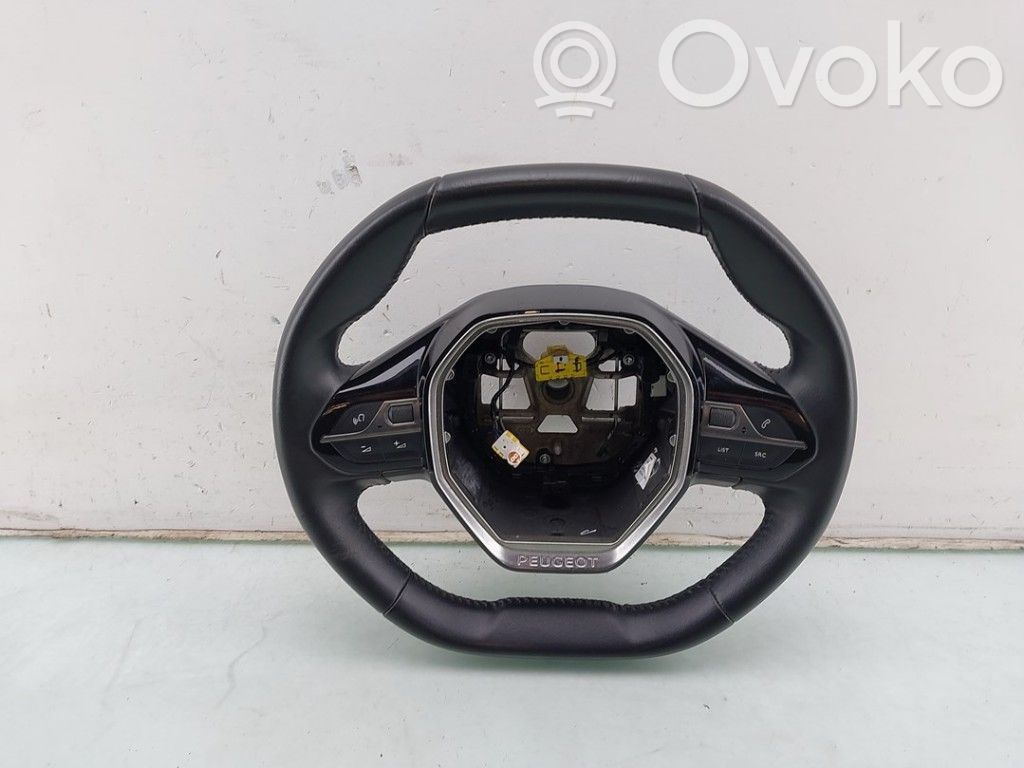 Peugeot 208 II Volant