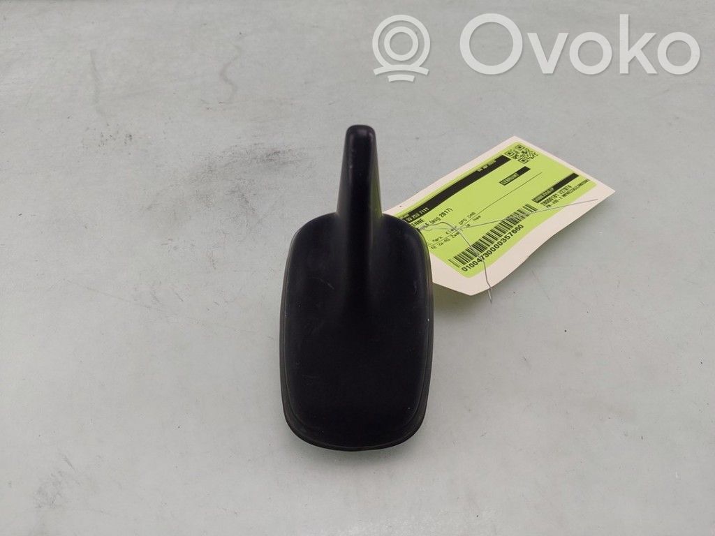 Volkswagen Golf VII Antena radiowa 